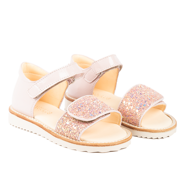 Patent sandal with sparkling glitter detail