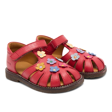 Sandal with floral applications