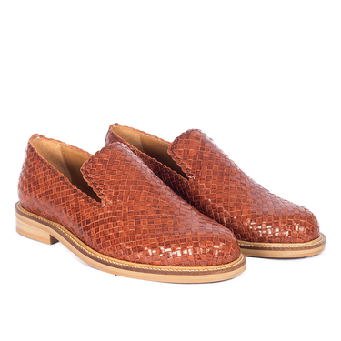 Hand-braided loafer with decorative trim