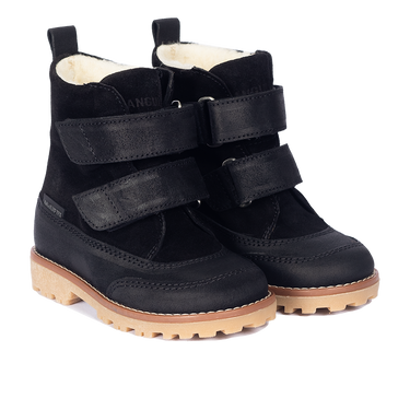 TEX-boot with wool lining and durable detailing