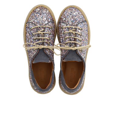 Sneaker in sparkling glitter