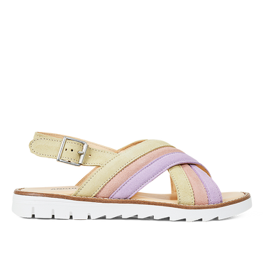 Sandal with buckle