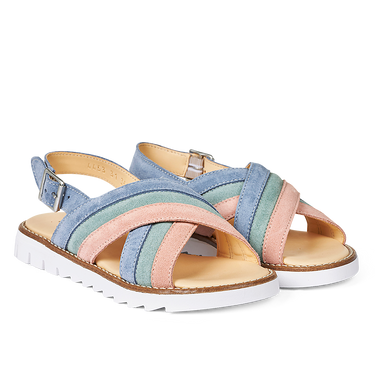 Sandal with buckle