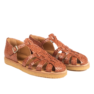 Hand-braided strap sandal with buckle