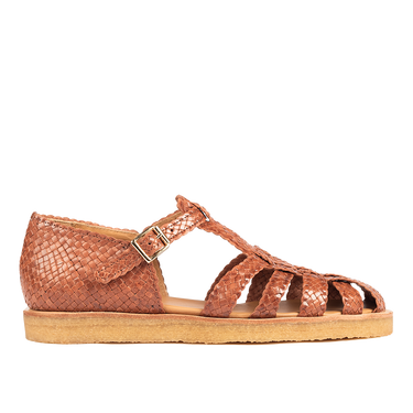 Hand-braided strap sandal with buckle