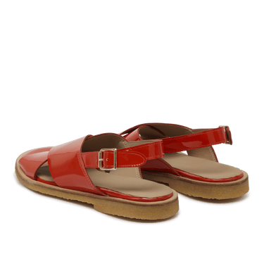 Classic cross sandal