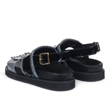 Footbed sandal