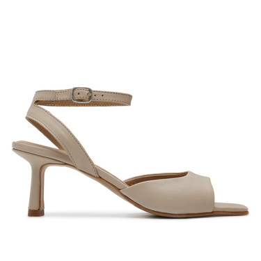 Sandal with heel