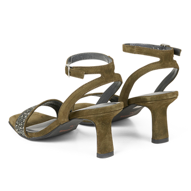 Sandal with heel