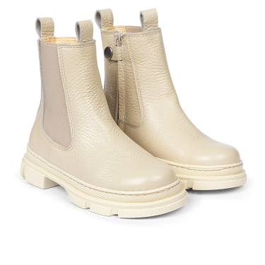 Chelsea boot with zipper