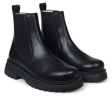 Chelsea Boot with track sole