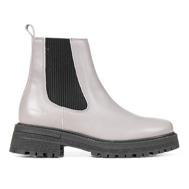 Chelsea Boot with track sole