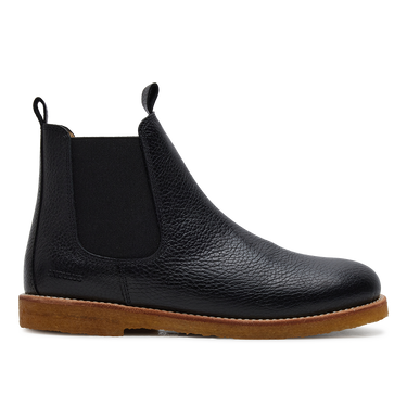 Chelsea boot with elastic