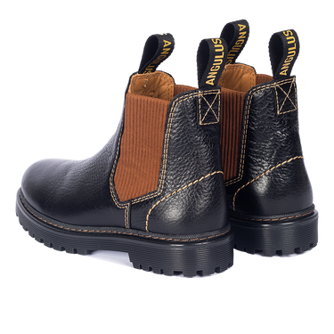 Chelsea boot with logo straps