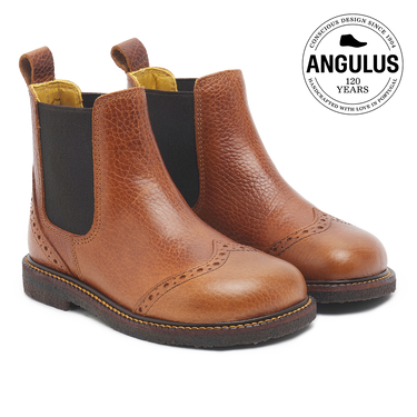 Chelsea boot with brogue hole pattern