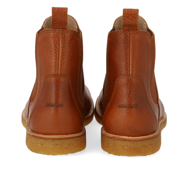 Chelsea boot with wide fit