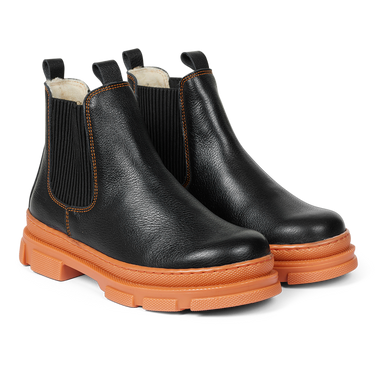 Chelsea Boot with wool lining and contrast sole