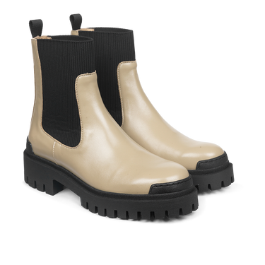 Chelsea boot with elastic