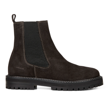 Chelsea boot with elastic