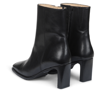 Block heel boot with zipper