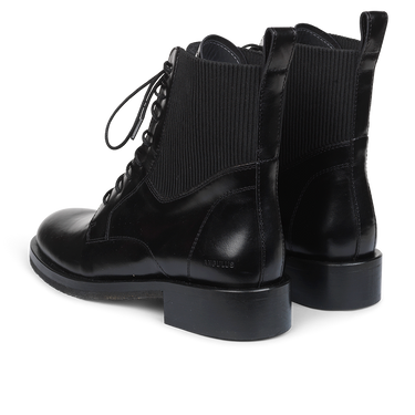 Lace up boot with elastic