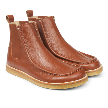 Chelsea boot with a spacious fit