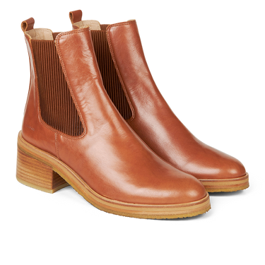 Chelsea boot with block heel