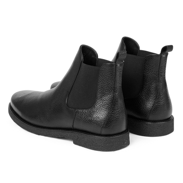 Chelsea boot with elastic