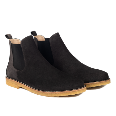 Chelsea boot with elastic